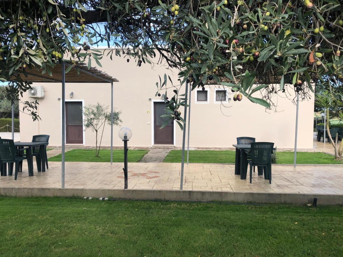 Hotel Il Ginepro Valledoria  Exterior foto